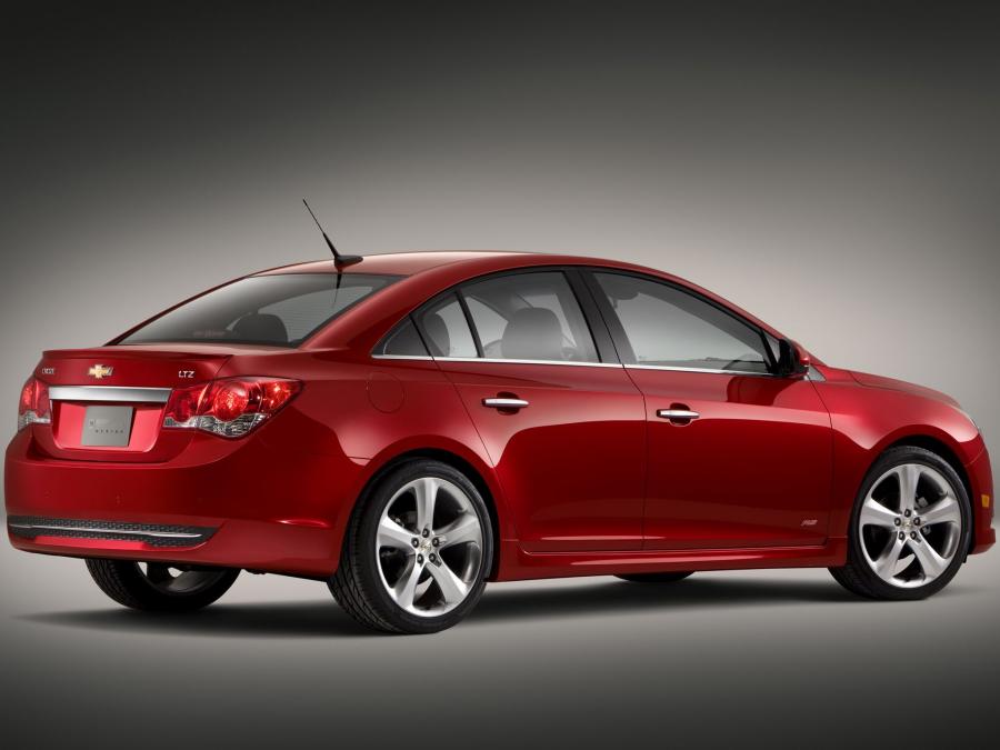 Chevrolet Cruze RS 2010 года  (фото 12 из 14)